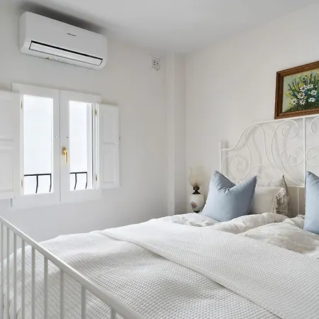 Townhouse In The Old Historic Town With Spacious Terrace And Its Own Cave Holiday home